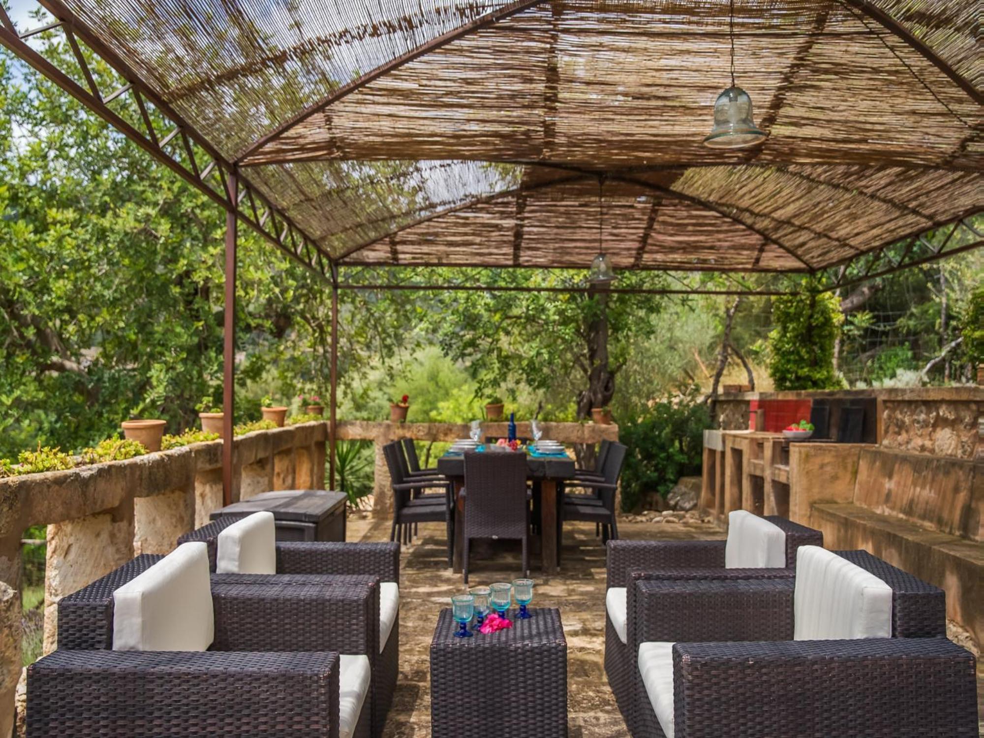 Charming For 6 Guests Campanet